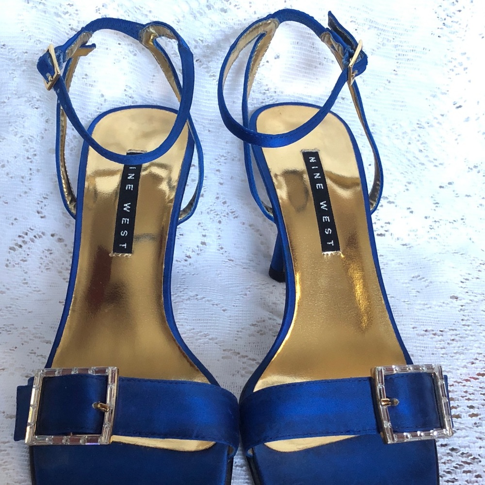 ❌S⛔️LD‼️ Nine West Strappy Heels 👠💥